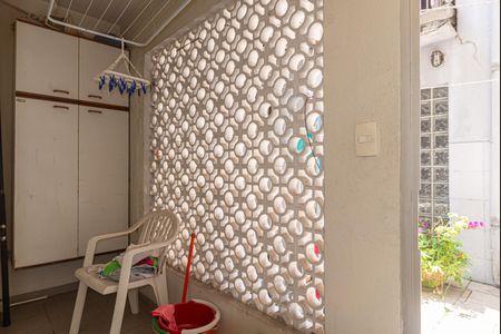 Casa à venda com 140m², 3 quartos e 2 vagasÁrea de Serviço