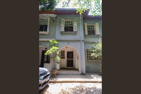 Casa à venda com 140m², 3 quartos e 2 vagasFachada da casa