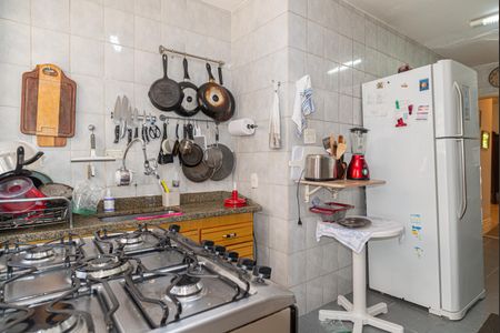 Casa à venda com 140m², 3 quartos e 2 vagasCozinha