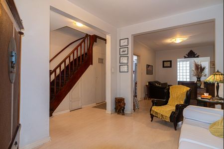 Sala de casa à venda com 3 quartos, 140m² em Bela Vista, São Paulo