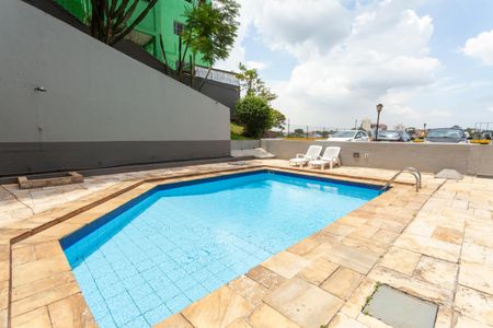 Apartamento à venda com 65m², 2 quartos e 1 vagaÁrea comum - Piscina
