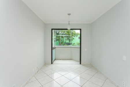 Apartamento à venda com 65m², 2 quartos e 1 vagaSala