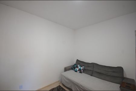 Sala de casa para alugar com 2 quartos, 50m² em Vila Militar, Rio de Janeiro