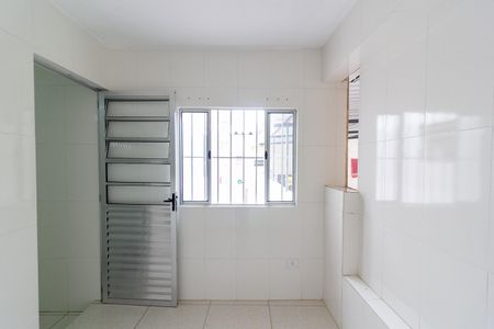 Casa para alugar com 75m², 2 quartos e 1 vagaÁrea de Serviço