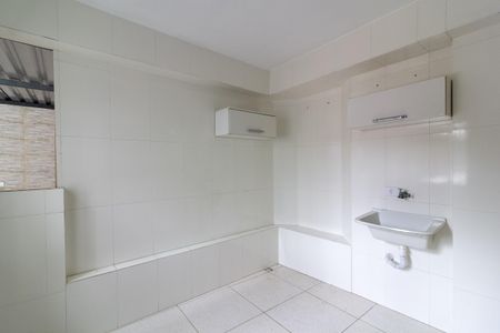 Casa para alugar com 75m², 2 quartos e 1 vagaÁrea de Serviço