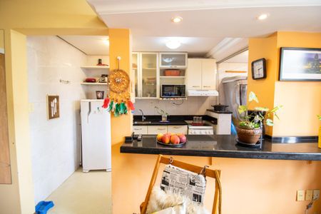 Apartamento à venda com 72m², 2 quartos e sem vagaCozinha e Área de Serviço