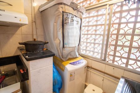 Apartamento à venda com 72m², 2 quartos e sem vagaCozinha e Área de Serviço