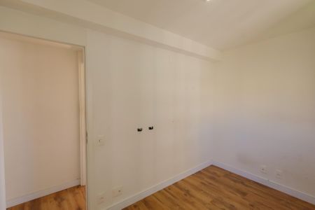 Apartamento à venda com 59m², 3 quartos e 1 vagaQuarto 2