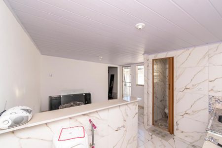 Casa à venda com 220m², 3 quartos e 3 vagasCasa dos fundos - Cozinha