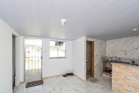 Casa à venda com 220m², 3 quartos e 3 vagasCasa dos fundos - Sala