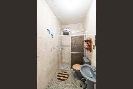 Casa à venda com 220m², 3 quartos e 3 vagasBanheiro