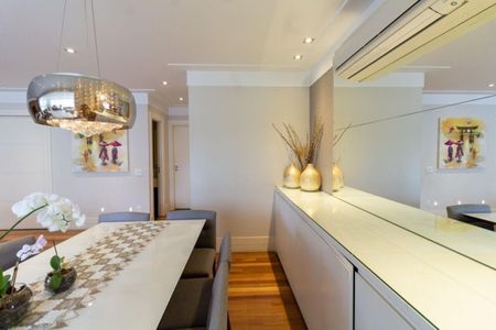 Apartamento à venda com 181m², 3 quartos e 3 vagas