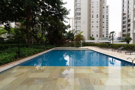 Apartamento à venda com 181m², 3 quartos e 3 vagas