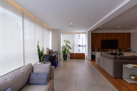 Apartamento à venda com 181m², 3 quartos e 3 vagas