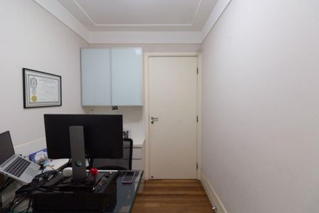 Apartamento à venda com 181m², 3 quartos e 3 vagas