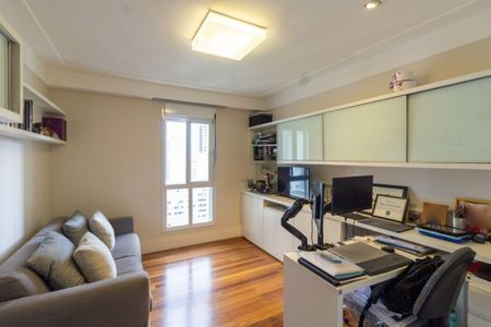 Apartamento à venda com 181m², 3 quartos e 3 vagas