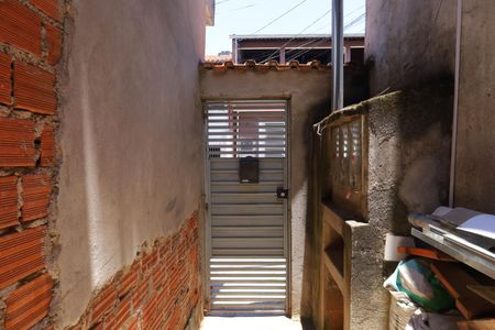 Casa para alugar com 40m², 1 quarto e sem vagaQuintal - Portão