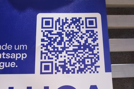 Casa para alugar com 40m², 1 quarto e sem vagaPlaca instalada no portão do imóvel - Código FPOT-877