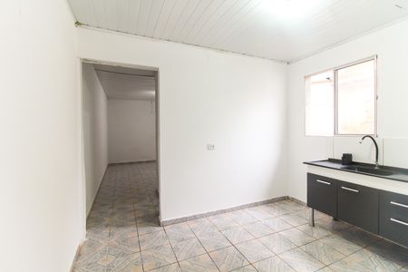 Sala/Cozinha de casa para alugar com 1 quarto, 40m² em Vila Verde, São Paulo