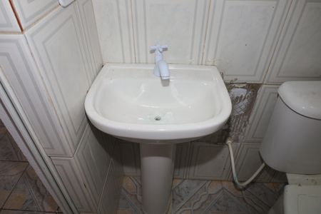 Banheiro de casa para alugar com 1 quarto, 40m² em Vila Verde, São Paulo