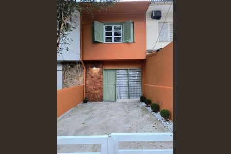 Casa à venda com 100m², 2 quartos e 1 vaga