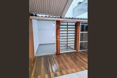 Casa à venda com 100m², 2 quartos e 1 vaga
