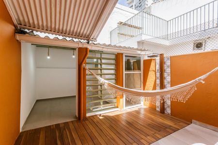 Casa à venda com 100m², 2 quartos e 1 vagaQuintal