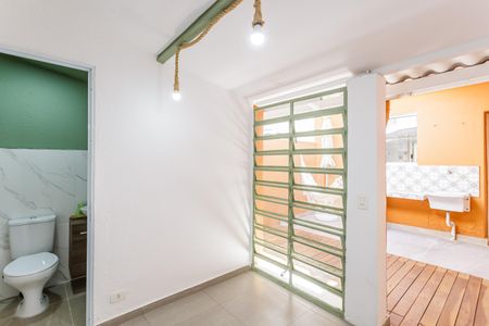 Casa à venda com 100m², 2 quartos e 1 vagaQuintal