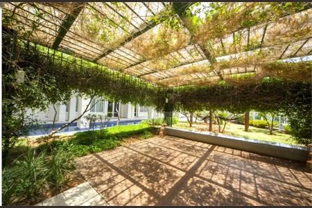 Apartamento à venda com 4 quartos, 241m² em Água Branca, São Paulo