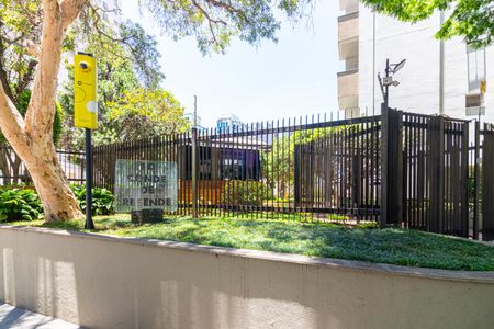 Apartamento para alugar com 45m², 1 quarto e 1 vagaFachada