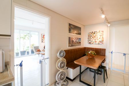 Apartamento à venda com 219m², 3 quartos e 3 vagasCozinha