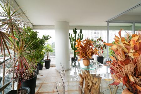 Varanda de apartamento à venda com 3 quartos, 219m² em Campo Belo, São Paulo