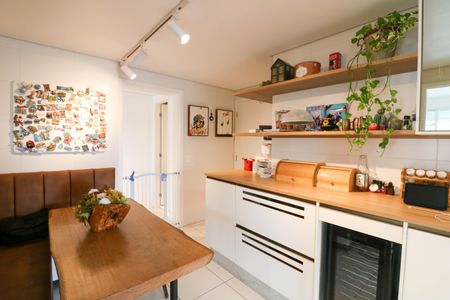 Apartamento à venda com 219m², 3 quartos e 3 vagasCozinha