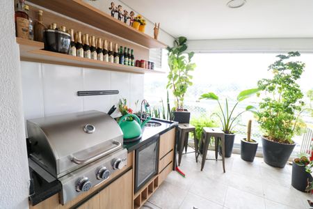 Apartamento à venda com 219m², 3 quartos e 3 vagasVaranda