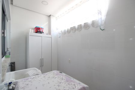 Casa de condomínio à venda com 127m², 2 quartos e 2 vagasÁrea de serviço