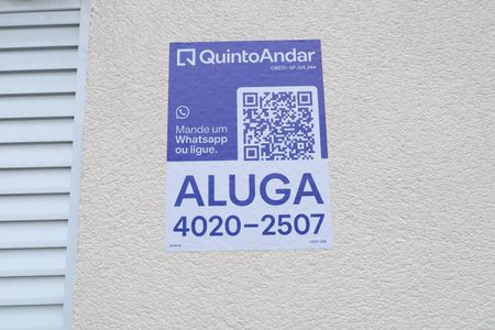 Apartamento para alugar com 32m², 2 quartos e sem vagaPlaca Instalada na parede da fachada do condomínio - Código da placa YACP-1220