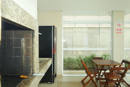 Apartamento para alugar com 32m², 2 quartos e sem vagaÁrea comum - Churrasqueira