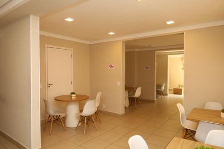 Apartamento para alugar com 32m², 2 quartos e sem vagaÁrea comum - Salão de festas