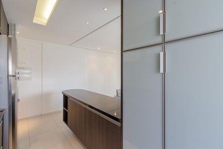 Apartamento à venda com 75m², 2 quartos e 2 vagasCozinha