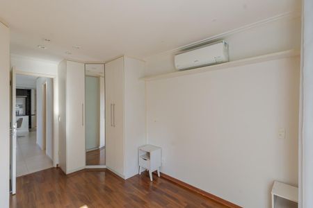 Apartamento à venda com 75m², 2 quartos e 2 vagasSuíte