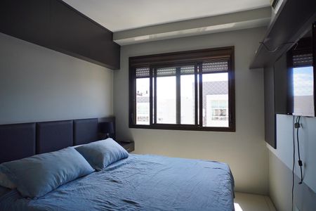 Quarto suíte  de apartamento à venda com 2 quartos, 68m² em Passo D’areia, Porto Alegre