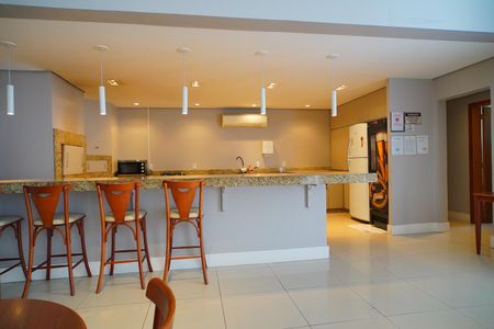 Apartamento à venda com 68m², 2 quartos e 1 vaga Apartamento à venda com 68m², 2 quartos e 1 vagaÁrea comum - Salão de festas