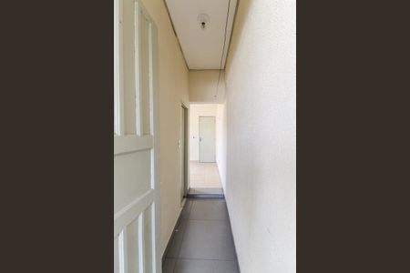 Casa para alugar com 30m², 1 quarto e sem vaga Casa para alugar com 30m², 1 quarto e sem vagaCorredor