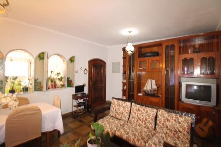 Sala de casa à venda com 5 quartos, 250m² em Parada Inglesa, São Paulo