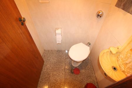 Casa à venda com 250m², 5 quartos e 4 vagasLavabo
