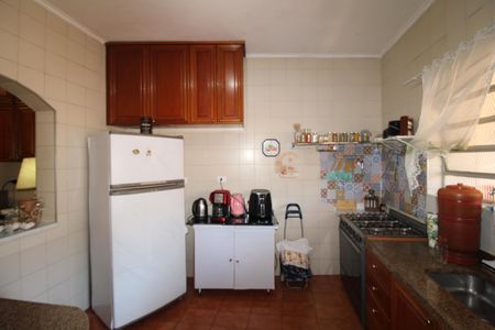 Casa à venda com 250m², 5 quartos e 4 vagasCozinha