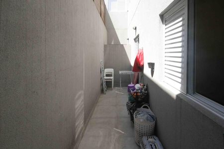 Apartamento à venda com 40m², 2 quartos e sem vagaQuintal