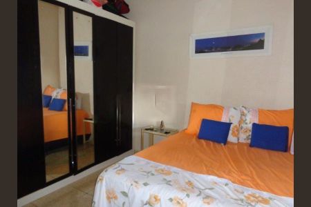 Casa à venda com 50m², 2 quartos e sem vaga