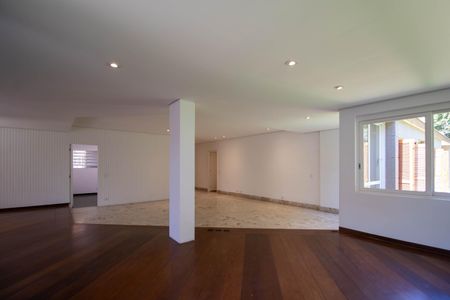 Casa à venda com 4 quartos, 750m² em Morumbi, São Paulo