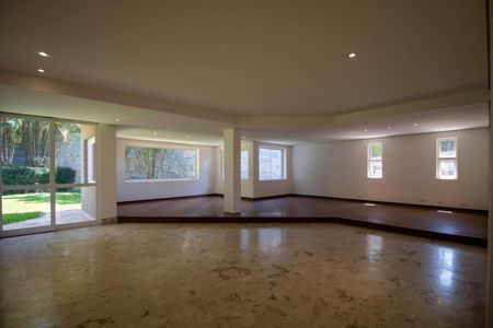 Casa à venda com 4 quartos, 750m² em Morumbi, São Paulo